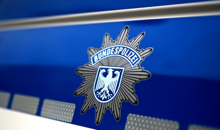 Fahrzeug mit Logo der Bundespolizei